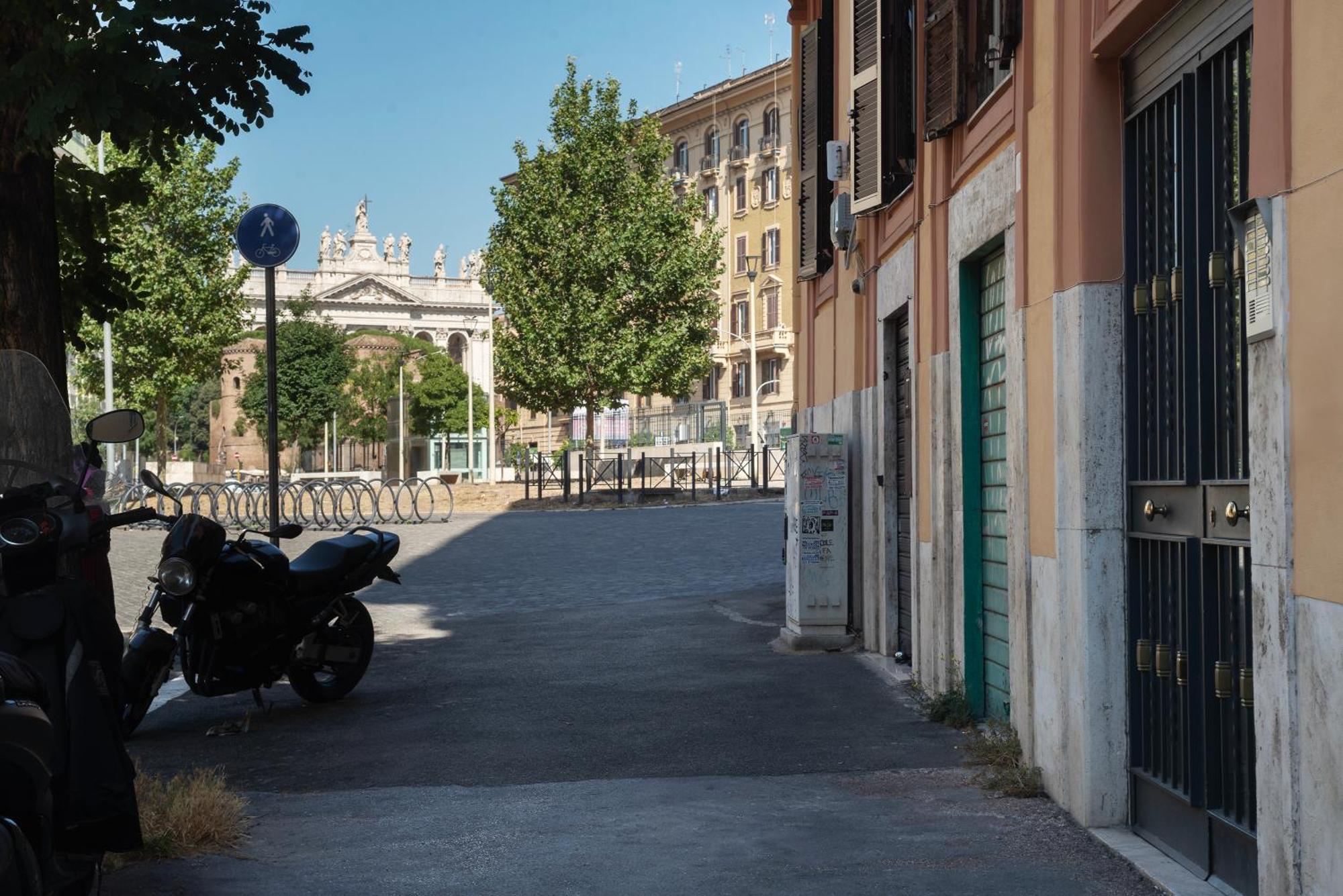 Mm San Giovanni Apartment Roma Eksteriør bilde